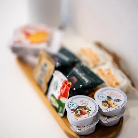 Lhe Les Trois Merveilles - Grey Lewis *